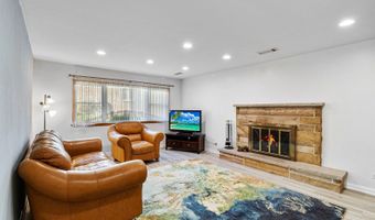 2430 S Shag Bark Trl, Arlington Heights, IL 60005