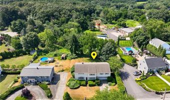 16 Old Simmonsville Rd, Johnston, RI 02919