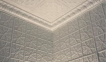 24 Old Beach Rd, Newport, RI 02840