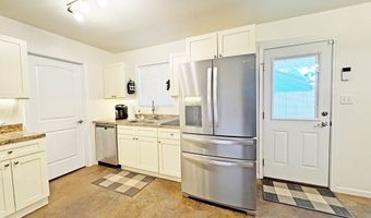 606 E Brown St, Alpine, TX 79830