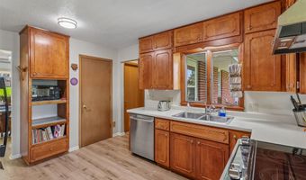 416 N 11th Street Pl, Adel, IA 50003