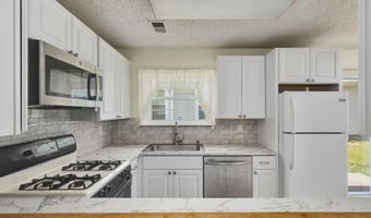 98 Pine Oak Blvd, Barnegat, NJ 08005