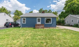 41081 N 1ST St, Antioch, IL 60002