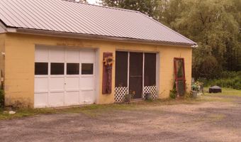 4 Brackett Hill Rd, Alfred, ME 04002