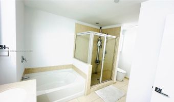 3340 NE 190th St 403, Aventura, FL 33180