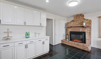 6602 KRONE Dr, Baltimore, MD 21207