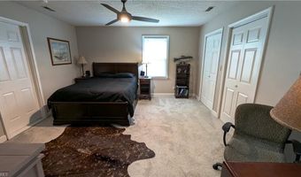 222 Shallowbrook Dr, Advance, NC 27006