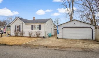 3701 Coronado Dr, Alton, IL 62002