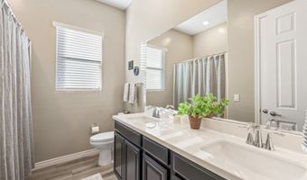 17 Reflection Cove Dr, Henderson, NV 89011