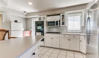 8101 Brownsville Ln, Bethany, OK 73008