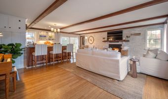 109 Old Post Rd, Clinton, CT 06413