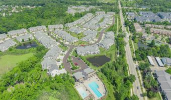 3081 N Spurway Dr, Ann Arbor, MI 48105