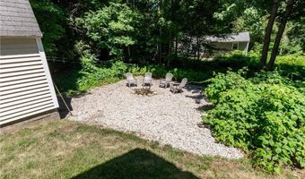 26 Sharon Pkwy, North Smithfield, RI 02896