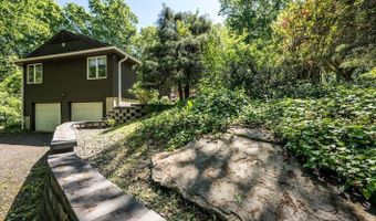 98 Fairy Dell Rd, Clinton, CT 06413