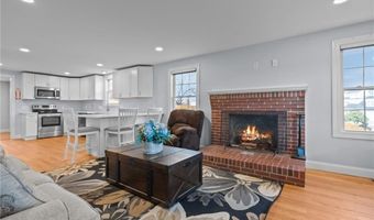 31 Swan St, North Providence, RI 02911