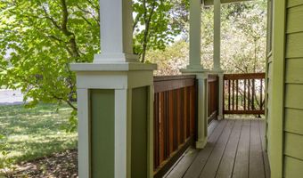 527 SW Forest Grove Dr, Bend, OR 97702