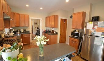 35-37 Thorndike St, Beverly, MA 01915