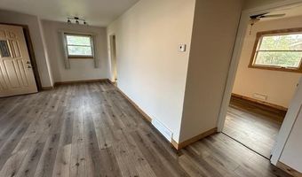 34 Elm Blvd, Babbitt, MN 55706