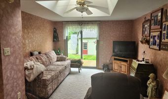 908 N Wooster St, Algona, IA 50511