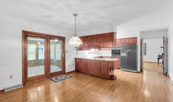 3908 SHORT HILL Dr, Allentown, PA 18104