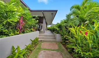 926 Aalapapa Dr, Kailua, HI 96734