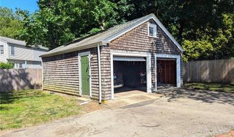 125 Roger Williams, East Providence, RI 02916