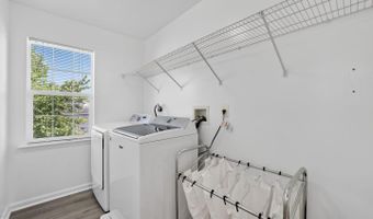7712 BLUE POINT Ave, Beltsville, MD 20705