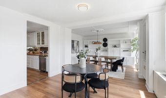 1225 MARTHA CUSTIS Dr 717, Alexandria, VA 22302