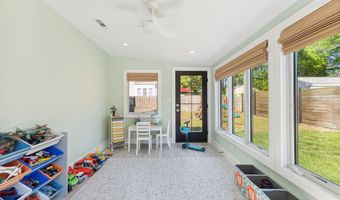 401 Fern Rd, Villas, NJ 08251
