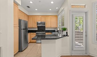 489 W Summerfield Cir, Anaheim, CA 92802