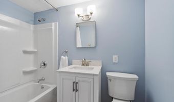 12 Bohanon Bridge Rd, Brookline, NH 03033