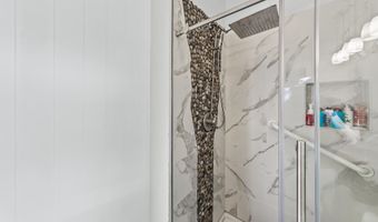 452 Indian Bluff Dr, Arapahoe, NC 28510