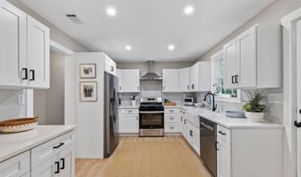 1119 Lafayette St, Beaufort, SC 29902