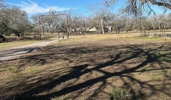 403 County Road 324 Cir, Alice, TX 78332
