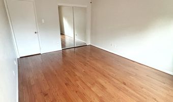 5107 CLIFFHAVEN Dr, Annandale, VA 22003