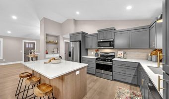 10886 Douglas Dr, Allendale, MI 49401