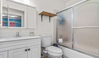 2727 GATEWAY St 24, Springfield, OR 97477