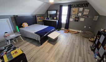 172 5th St, Bangor, ME 04401