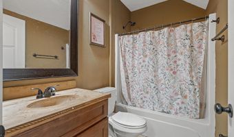 1940 Mountain Ridge Rd, Batesville, AR 72501