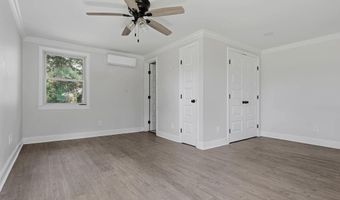1009 Summit Dr, Albany, GA 31707