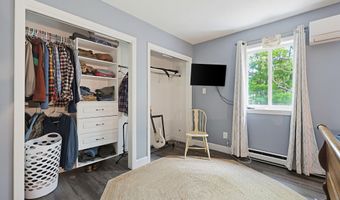 49 Round House Rd, Bourne, MA 02532