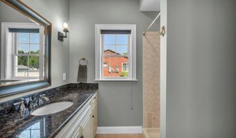 135 West St, Cromwell, CT 06416