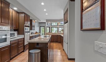40 LaVanda Ln, Hot Springs Village, AR 71909