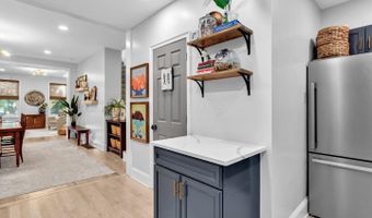 80 Hanford St, Columbus, OH 43206