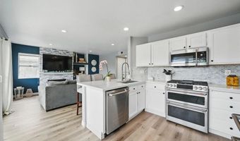 1595 Bay Meadows Dr, Alpine, CA 91901