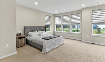 20328 NEWFOUNDLAND Sq, Ashburn, VA 20147