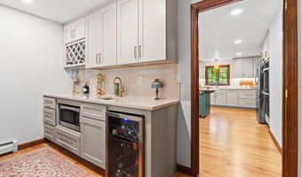 13 Holt Rd, Amherst, NH 03031