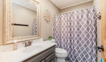 408 N Oak Ridge Rd, Brandon, SD 57005