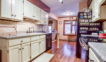 3401 Shomo Dr, Ashtabula, OH 44004