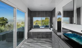 5030 Helix Ter, La Mesa, CA 91941